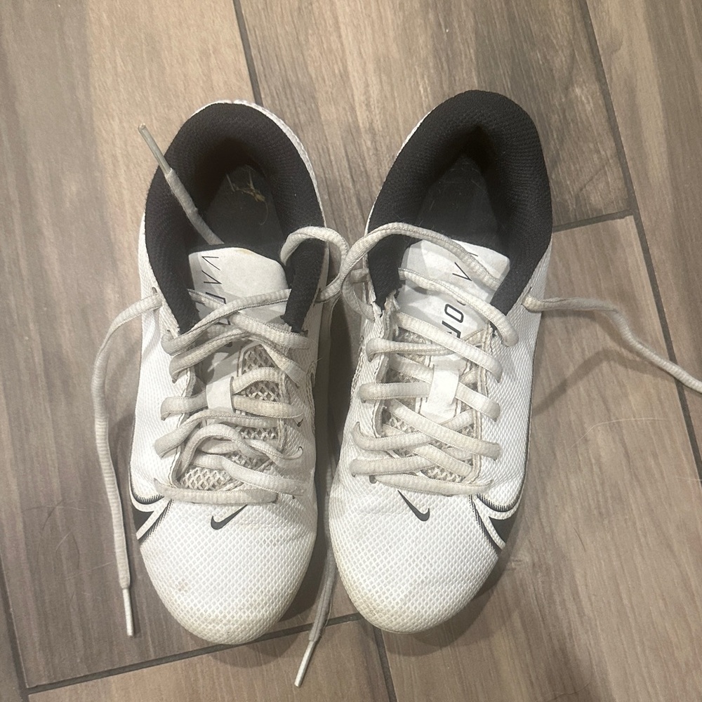 Nike Kids White and Black Sneakers
